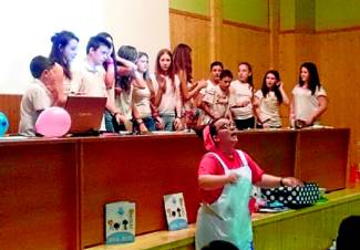 Una de las actividades llevadas a cabo para presentar el Plan de Infancia y Adolescencia de Ejea. - Foto:S. E. Una de las actividades llevadas a cabo para presentar el Plan de Infancia y Adolescencia de Ejea. - Foto:S. E.