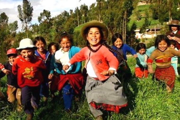 ¿Qué hacemos para lograr el bienestar de los niños y adolescentes? ¿Se respetan verdaderamente sus derechos? /Fuente: Napa.com.pe